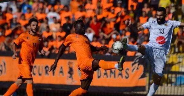 من قمة الوحدة والجيش