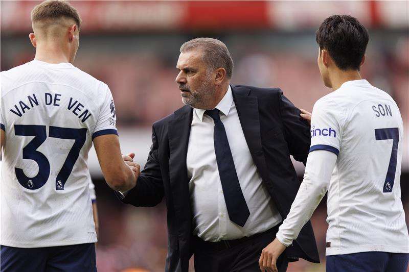 أنجي بوستيكوجلو