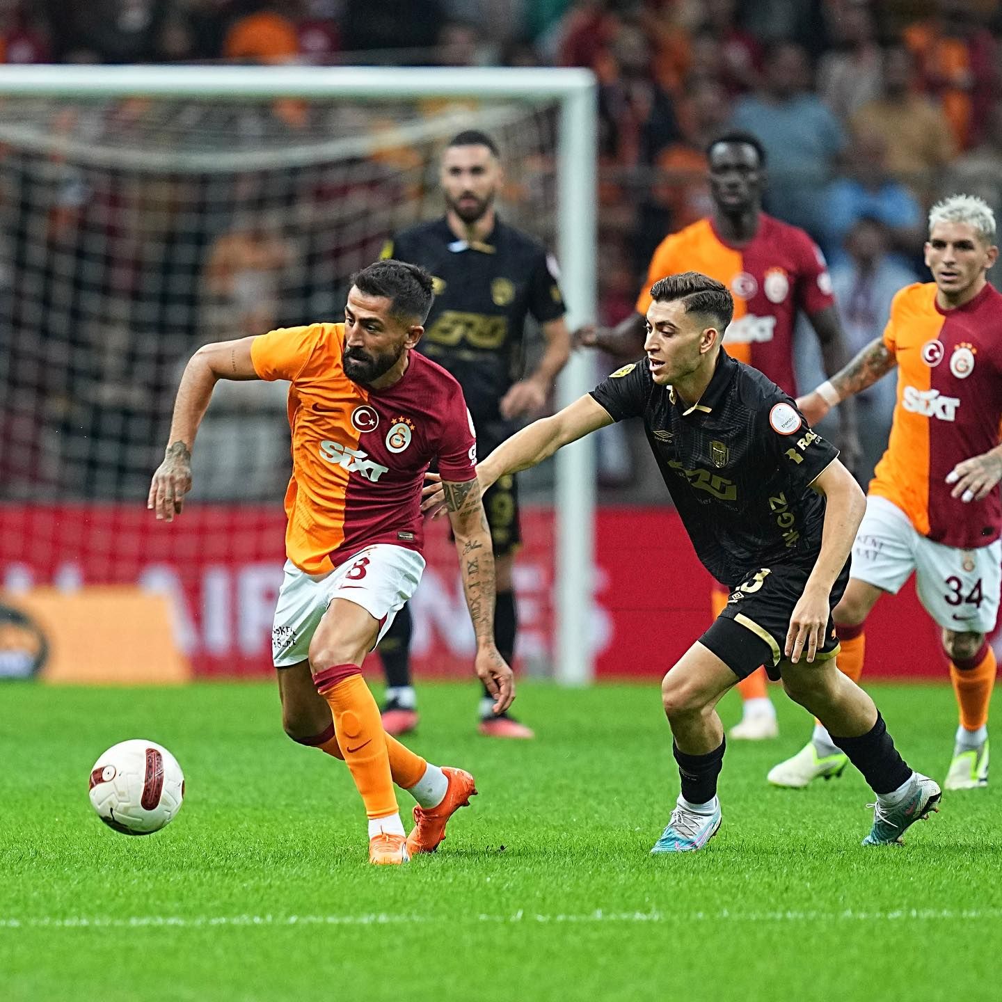 من المواجهة