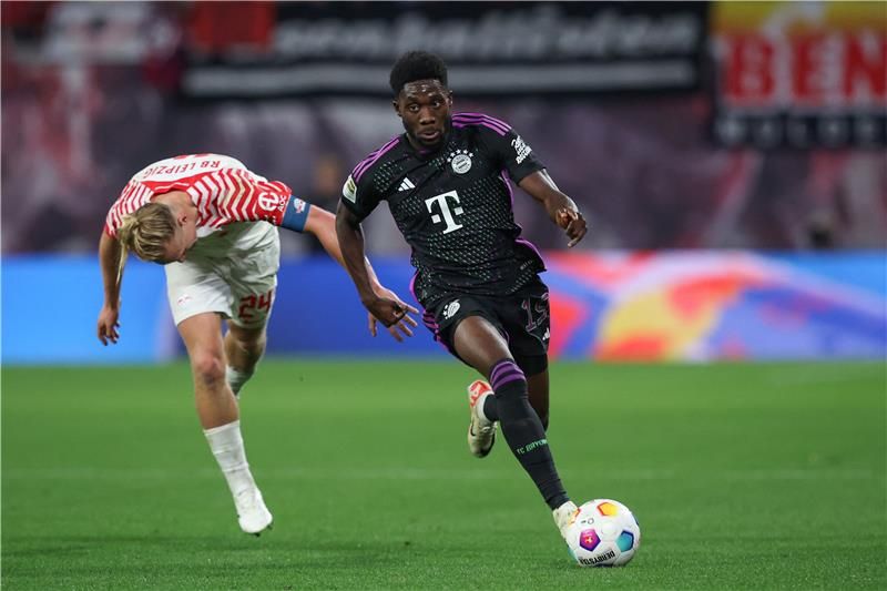 ألفونسو ديفيز