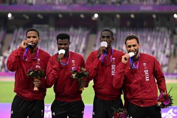 جانب من التتويج