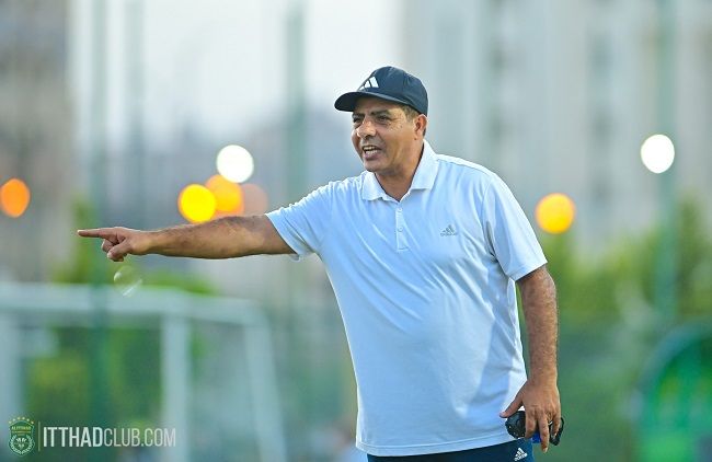 طارق العشري