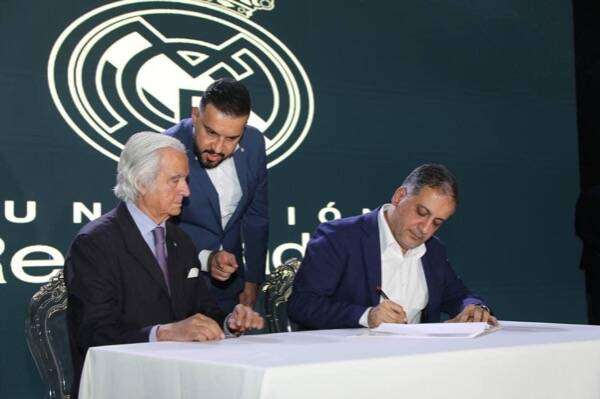 من مراسم الافتتاح