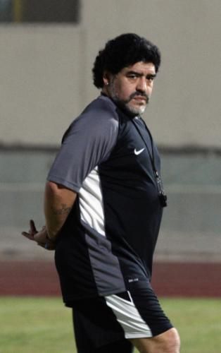2011-08-06t213740z_01_dub04_rtridsp_3_uae-maradona_reuters