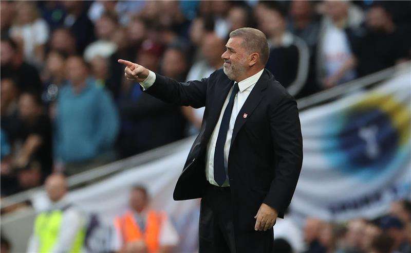 أنجى بوستيكوجلو