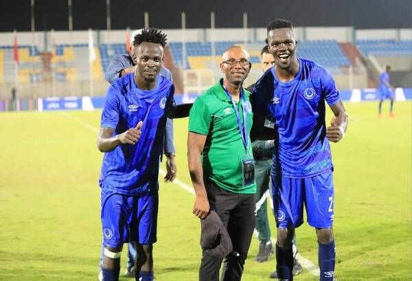 فلوران إيبينجي "في الوسط"