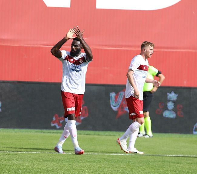 من المواجهة