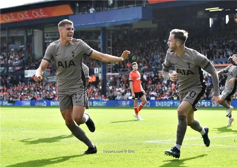 ?i=epa%2fsoccer%2f2023-10%2f2023-10-07%2f2023-10-07-10905352_epa