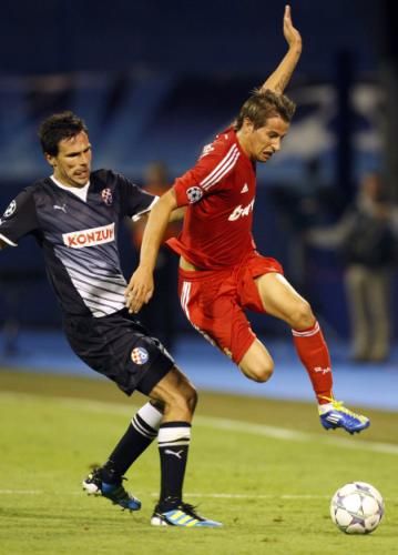 ليكوة أثناء مشاركته مع فريقه دينامو زغرب أمام ريال مدريد