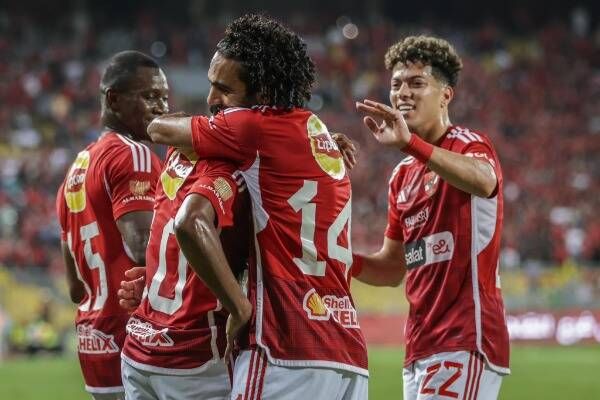 لاعبو الاهلي