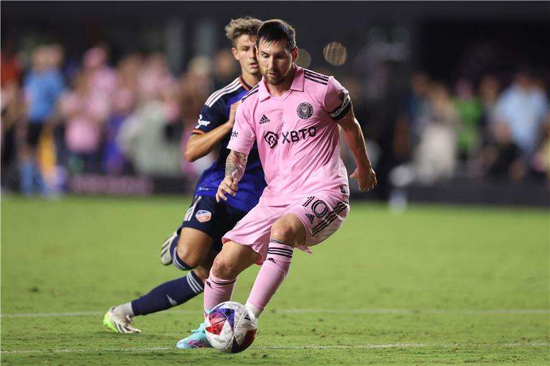 ليونيل ميسي