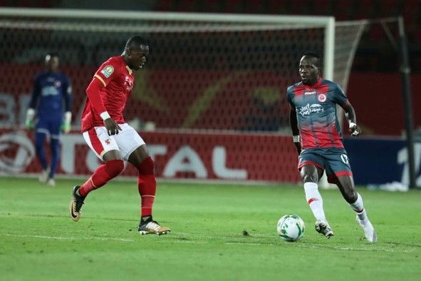 لقاء سابق بين الفريقين