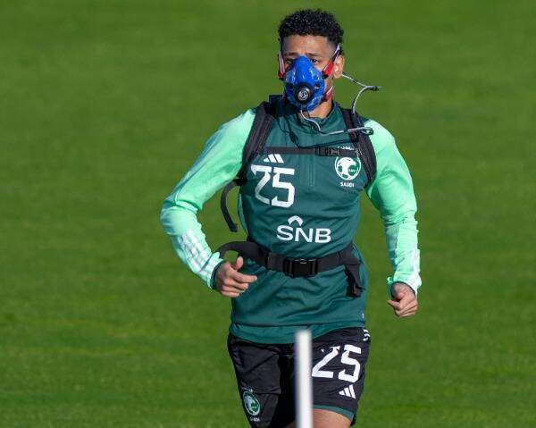 من تدريبات منتخب السعودية