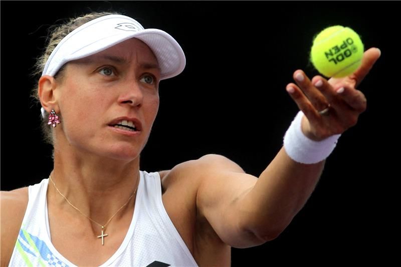 يانينا فيكماير