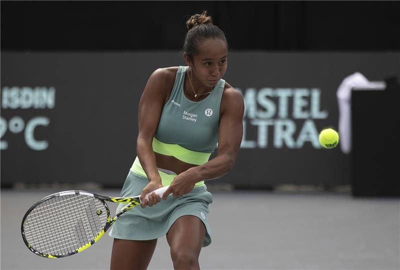 ليلا فيرنانديز