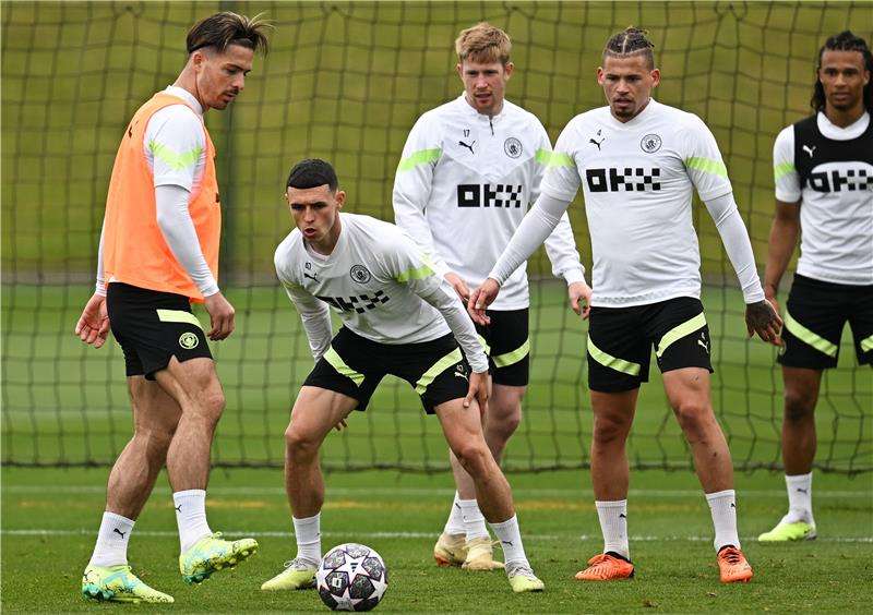 لاعبو مانشستر سيتي