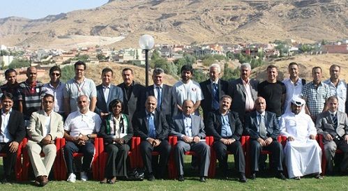 صورة جماعية بعد حفل الغداء