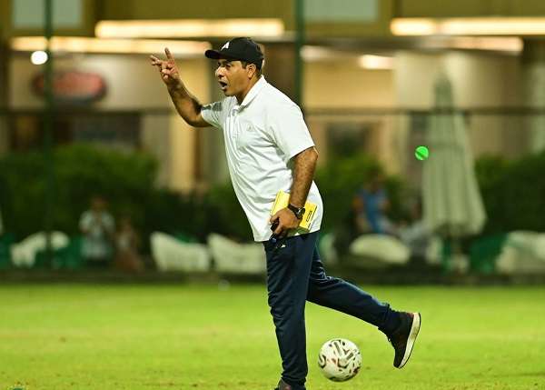 طارق العشري مدرب الاتحاد السكندري