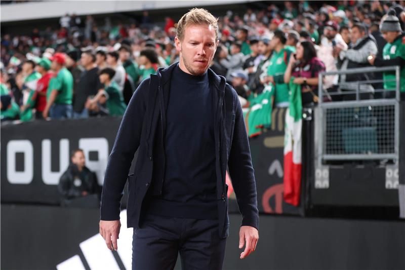 جوليان ناجلسمان