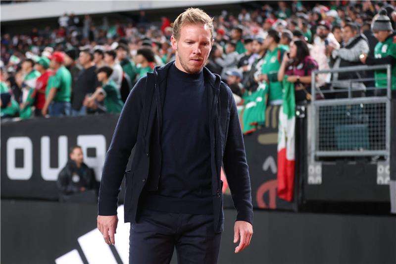 جوليان ناجلسمان