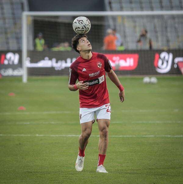 لاعبو الأهلي