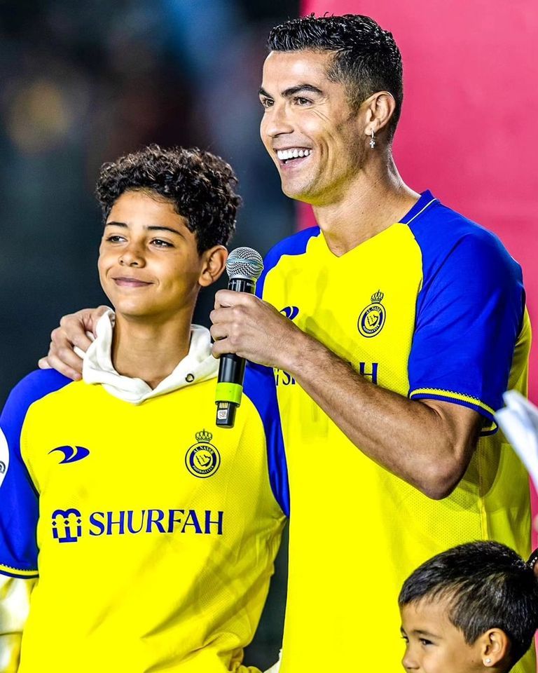 رونالدو ونجله جونيور