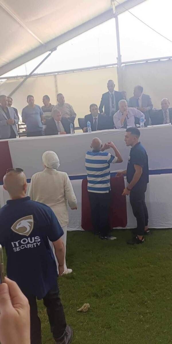 من الانتخابات