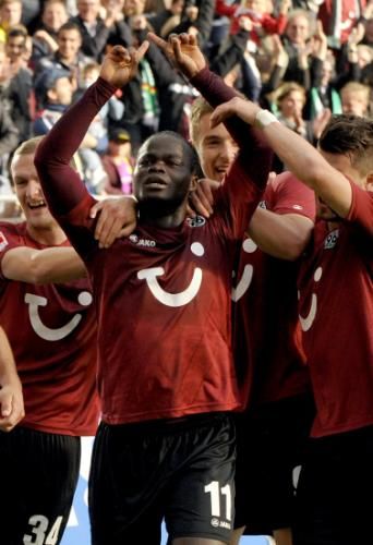 ياكونان وفرحه هدف الفوز لهانوفر