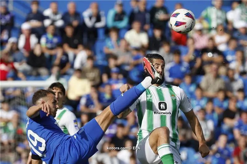 ?i=epa%2fsoccer%2f2023-10%2f2023-10-21%2f2023-10-21-10930893_epa