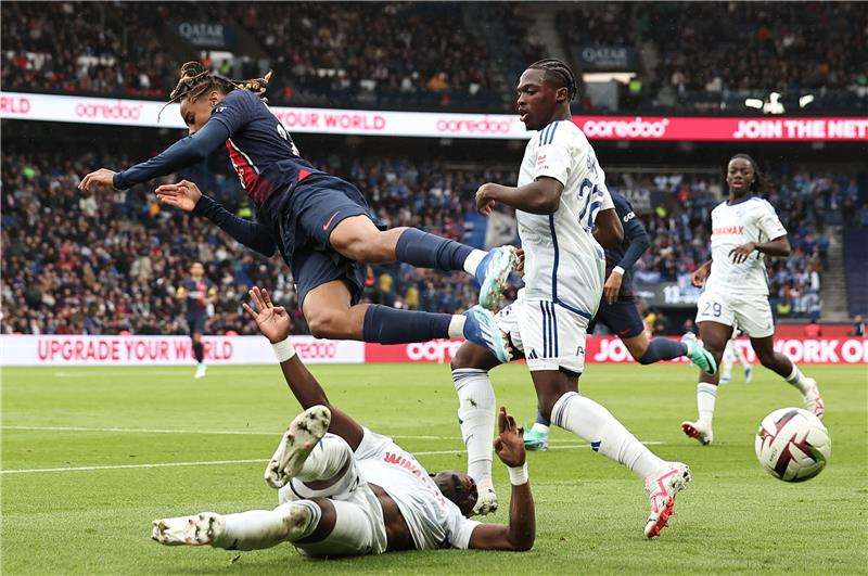 من المواجهة