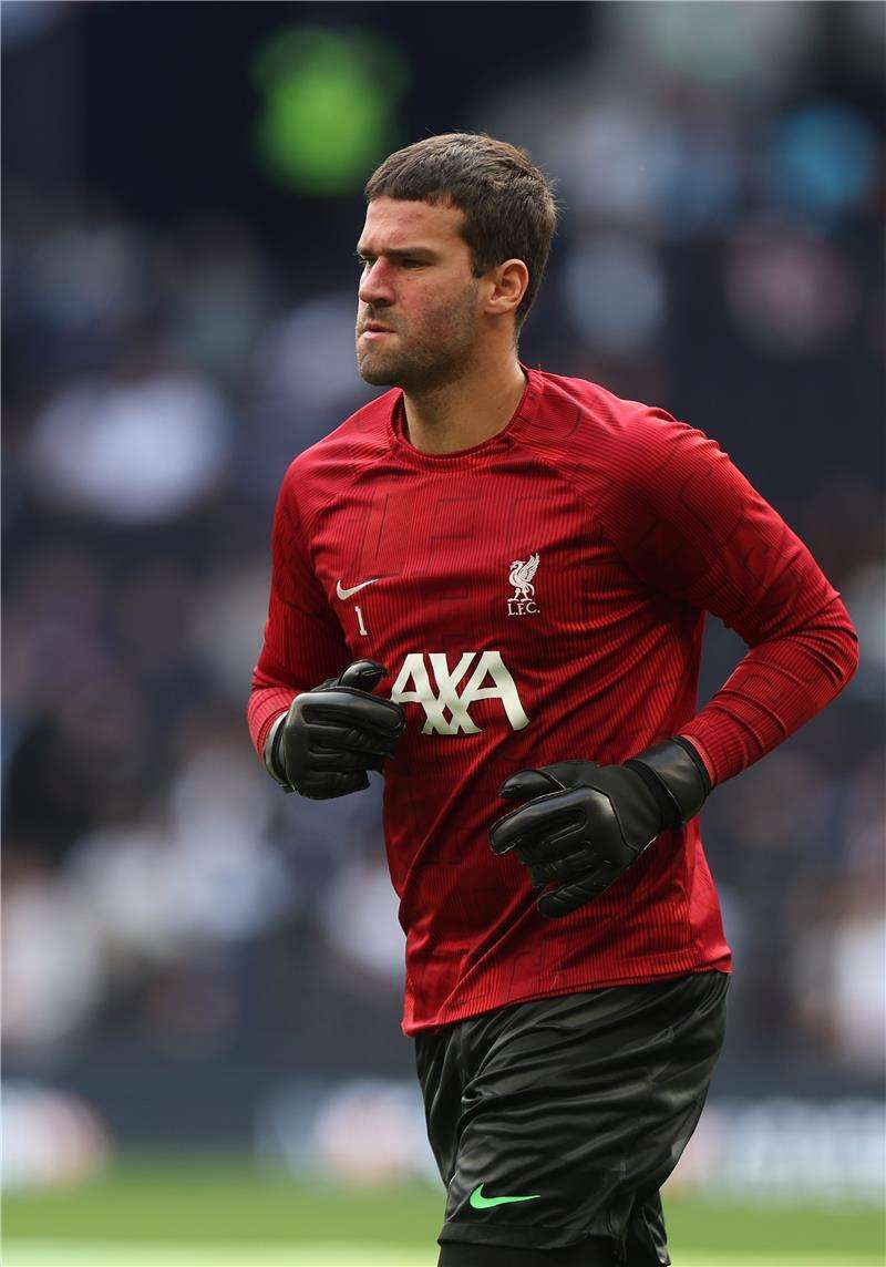 أليسون بيكر