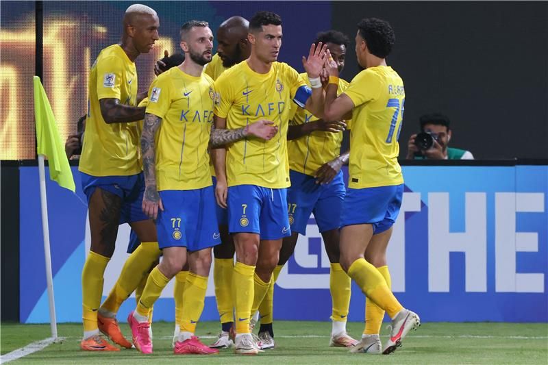 لاعبو النصر