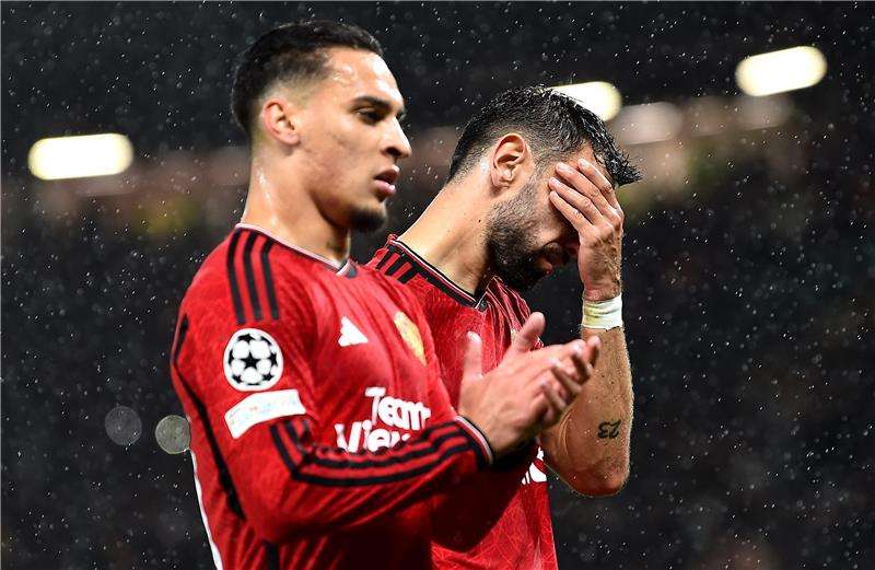 لاعبو مانشستر يونايتد