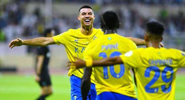 لاعبو النصر السعودي