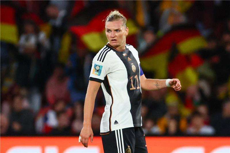 أليكسندرا بوب