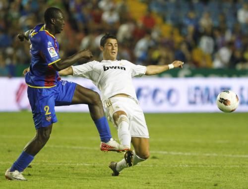2011-09-18t203554z_01_hjk08_rtridsp_3_soccer-spain_reuters
