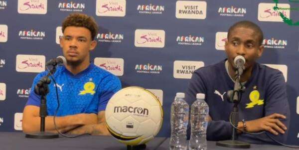 رولاني موكوينا