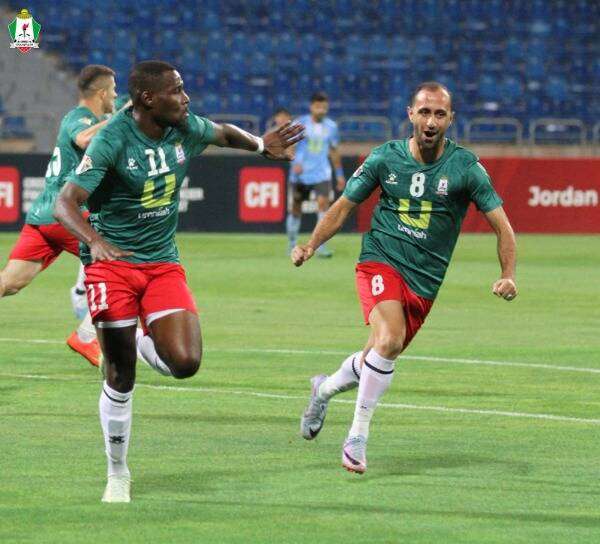 فرحة هنري بهدف الوحدات