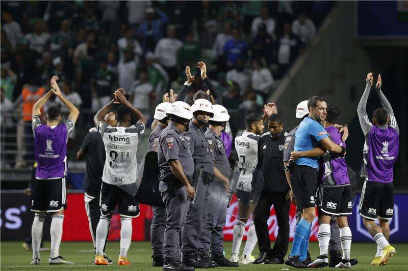 لاعبو أتلتيكو مينيرو