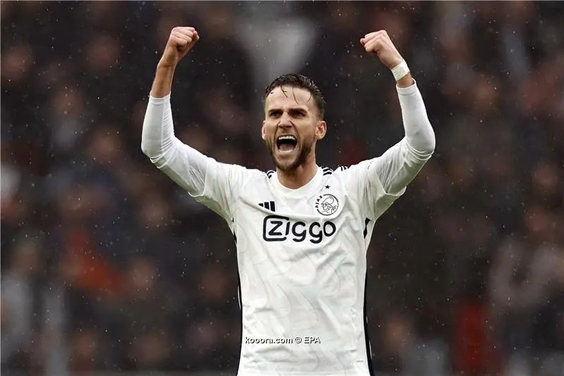 ?i=epa%2fsoccer%2f2023-10%2f2023-10-29%2f2023-10-29-10947494_epa