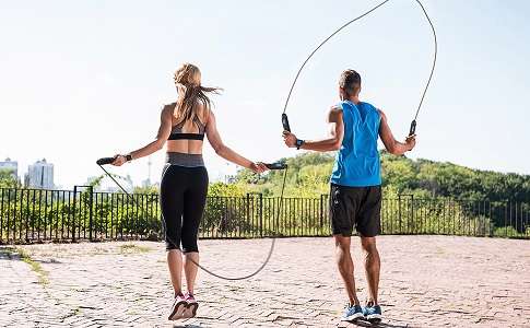 تمارين القفز باستخدام الحبل