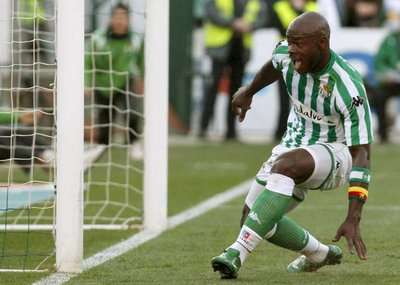 لاعب نادي الهلال السعودي الكاميروني ايمانا 