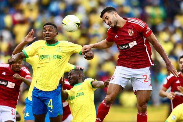 من لقاء الذهاب بين الفريقين