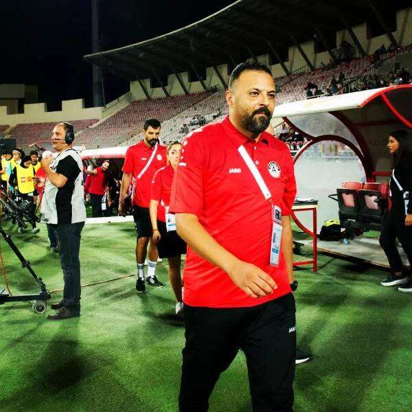 المدرب حسام أبو رياش
