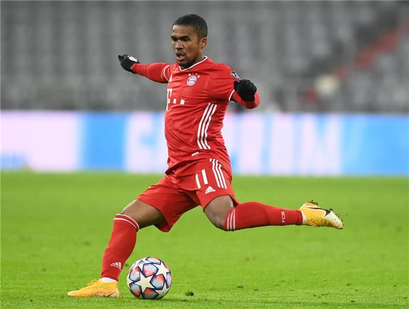 دوجلاس كوستا