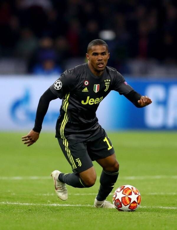 دوجلاس كوستا