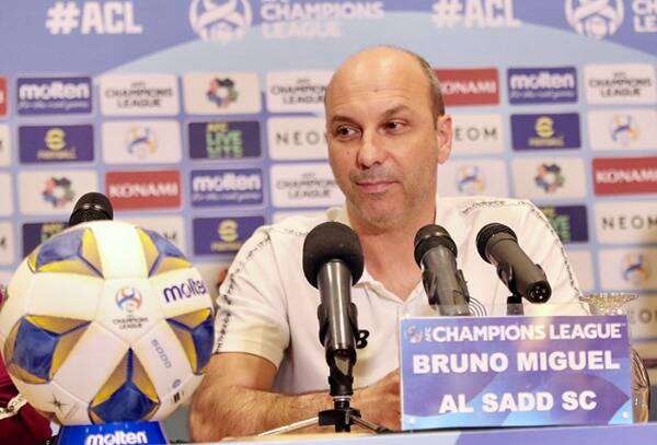 ميجيل خلال المؤتمر الصحفي