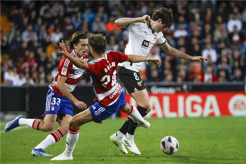 من لقاء فالنسيا وغرناطة