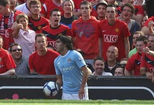 كارلوس تيفيز