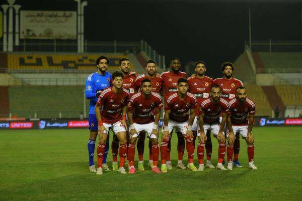 لاعبو الأهلي